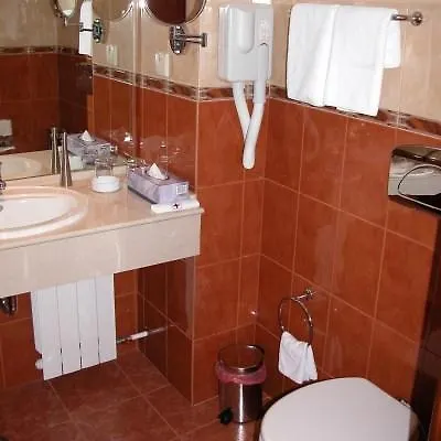Hotell Astoria Grand 4*